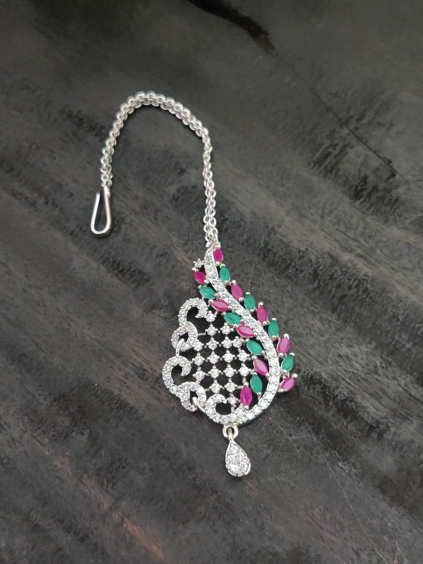 सोनामोन क्यूबिक ज़िरकोन ब्राइडल चोकर