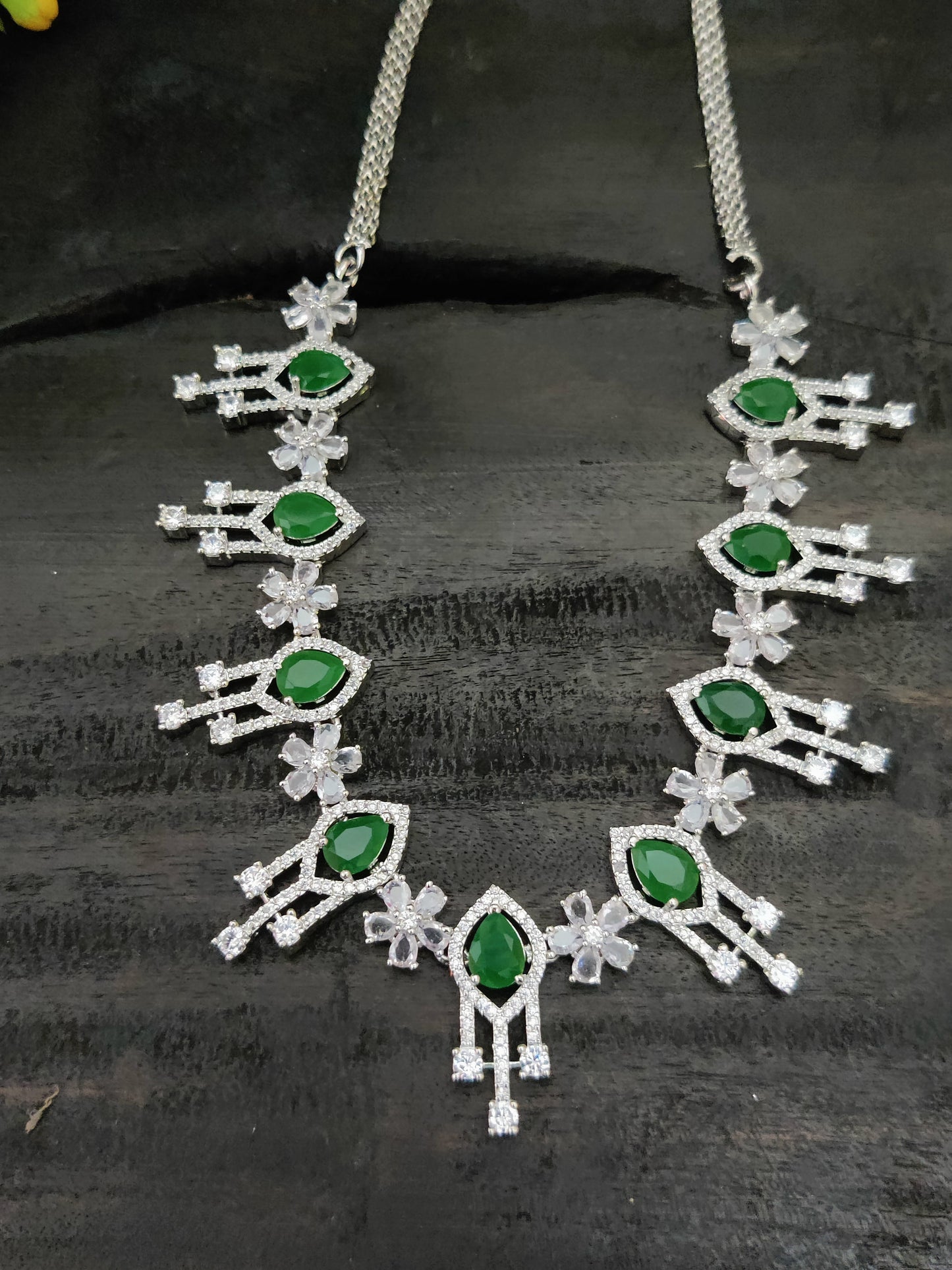 SONAMONE CUBIC ZIRCON NECKLACE