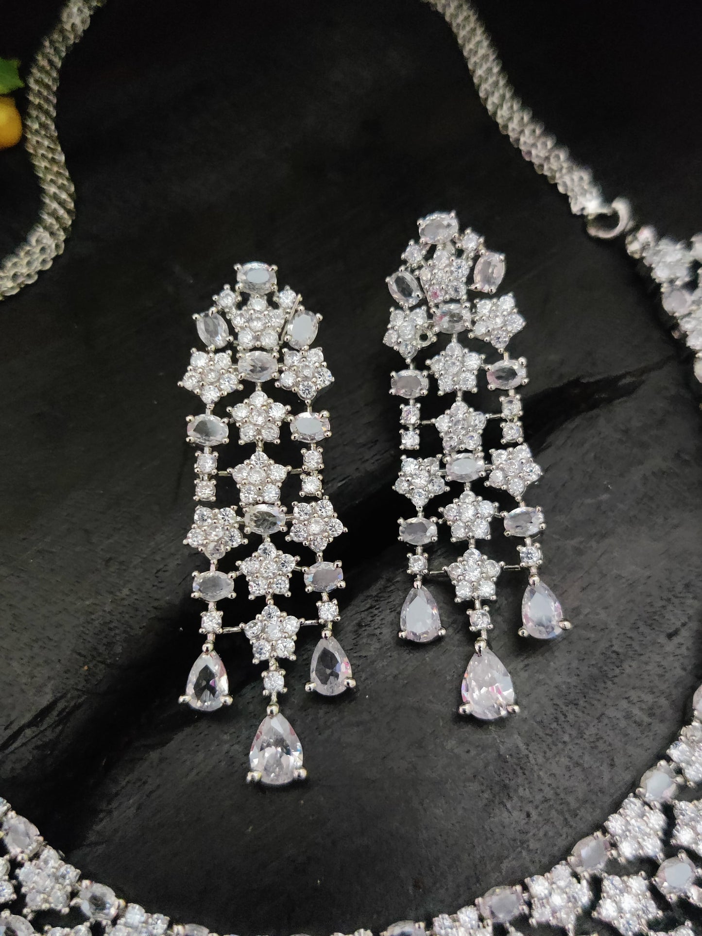 Rhodium Plated White Cubic Zircon Necklace Set