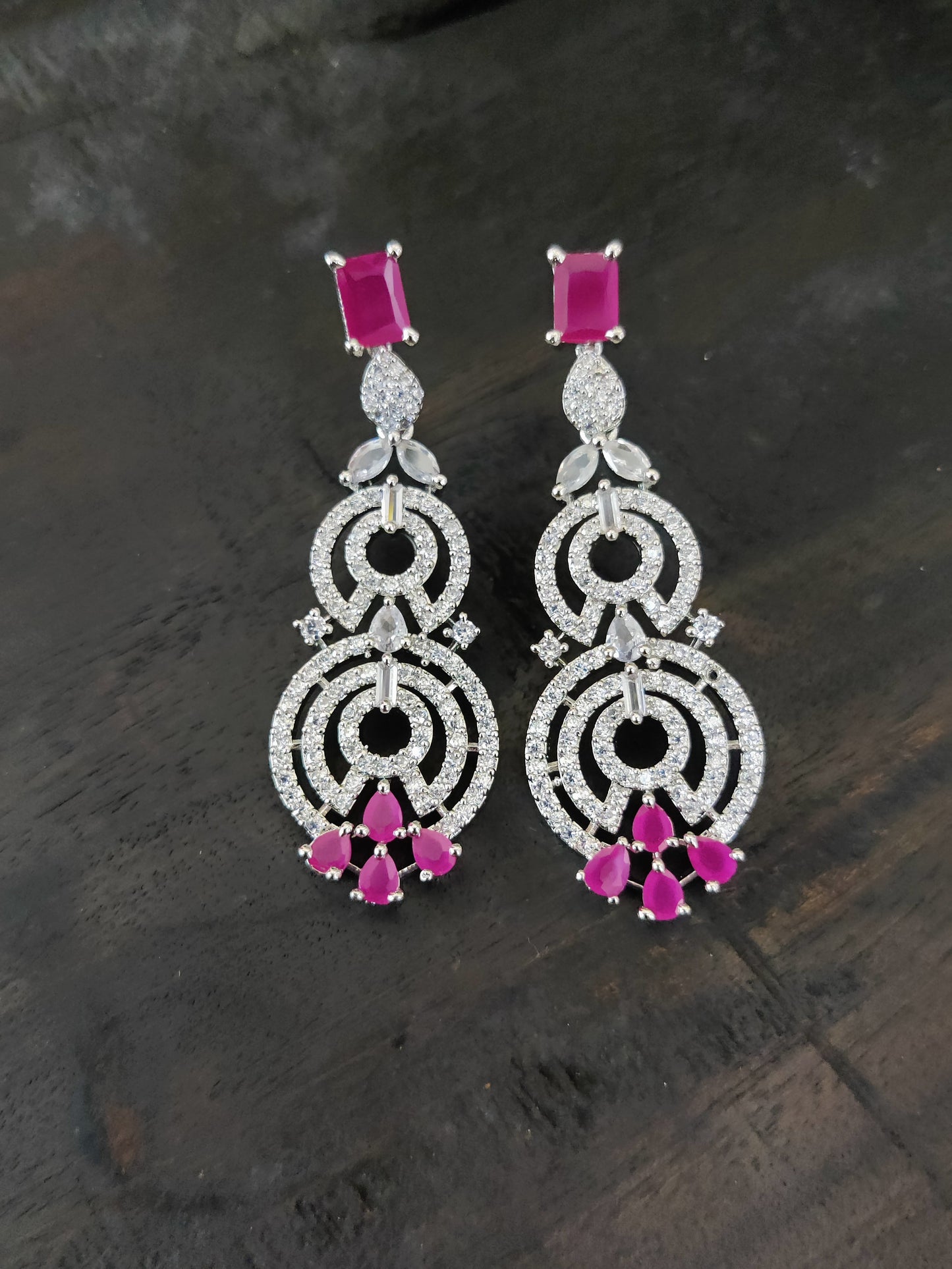 अमेरिकन डायमंड नेकलेस सेट